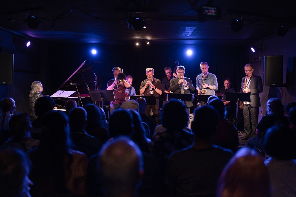 jmi faculty performing at JMI live